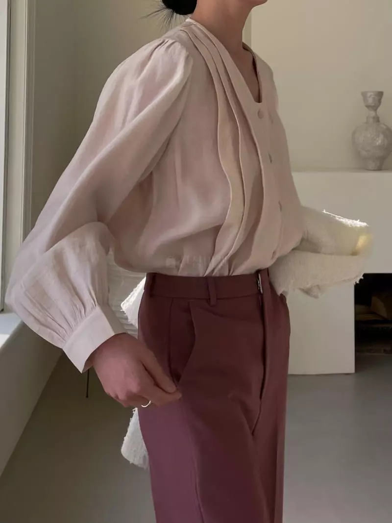 Plat - Korean Women Fashion - #womensfashion - Berry Pintuck Blouse - 2