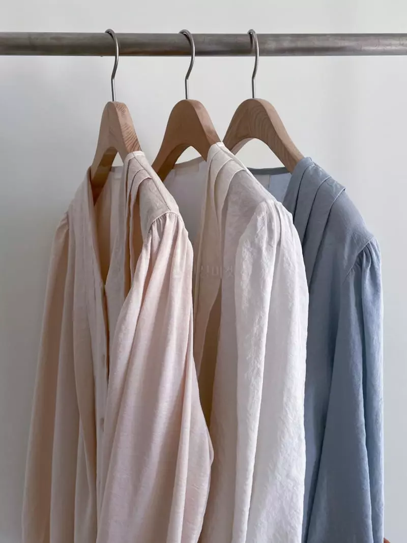 Plat - Korean Women Fashion - #momslook - Berry Pintuck Blouse - 4