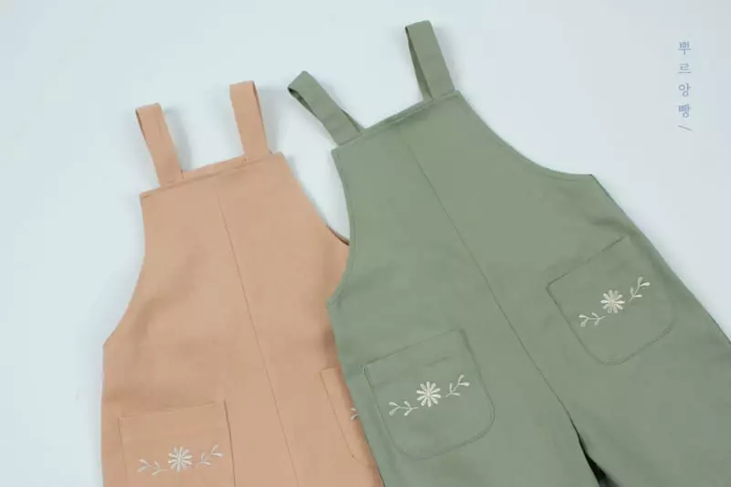 Pourenfant - Korean Children Fashion - #Kfashion4kids - Daisy Embroidery Dungarees - 3