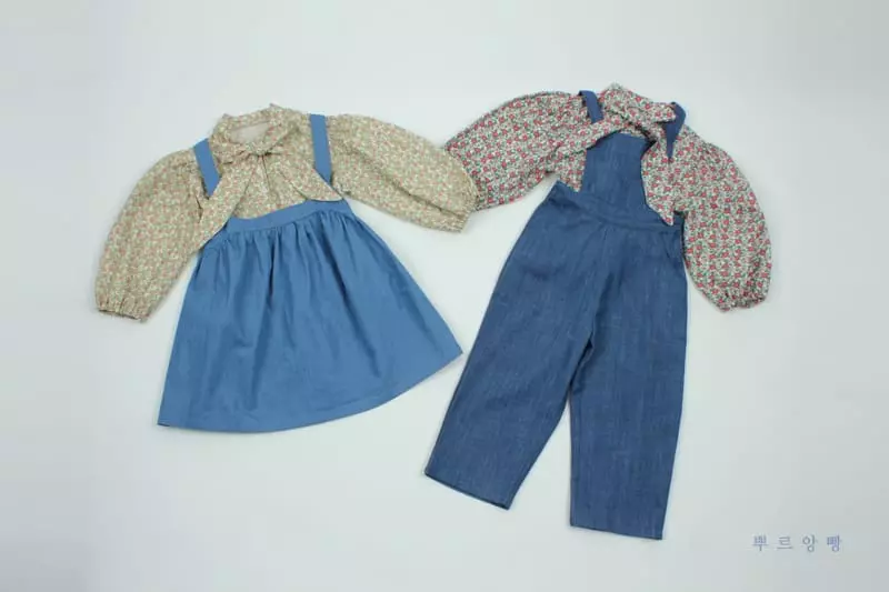 Pourenfant - Korean Children Fashion - #childofig - Vintage Flower Ribbon Blouse