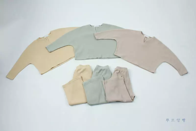 Pourenfant - Korean Children Fashion - #childrensboutique - Waffle Lilly Coy Top Bottom Set