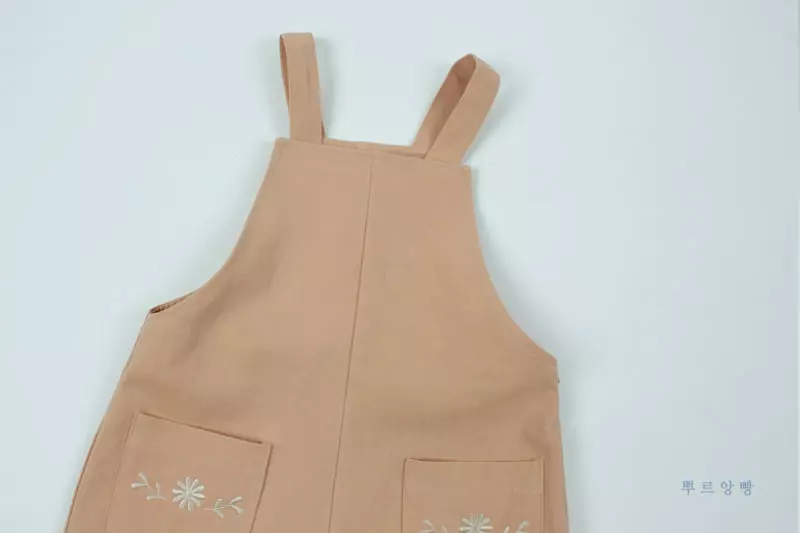 Pourenfant - Korean Children Fashion - #magicofchildhood - Daisy Embroidery Dungarees - 5
