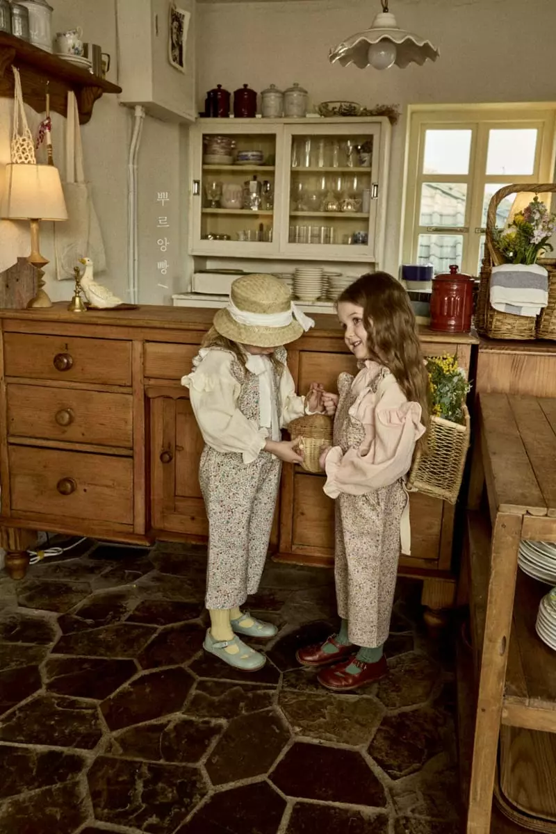 Pourenfant - Korean Children Fashion - #stylishchildhood - Jacqueline Flower Dungarees - 12