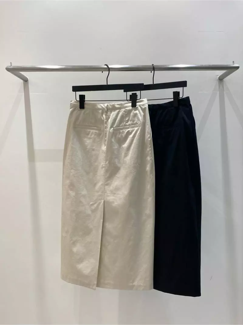 Refleur - Korean Women Fashion - #momslook - Pleate Skirt - 3