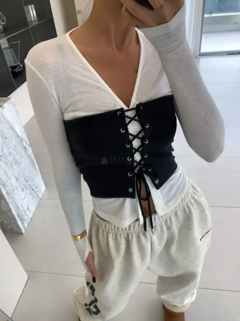 Remood - Korean Women Fashion - #momslook - Bustier Crop Sleeveless Tee - 3