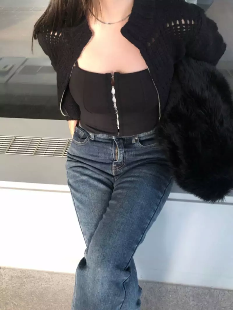 Remood - Korean Women Fashion - #momslook - Corset Bustier Crop Tee - 3
