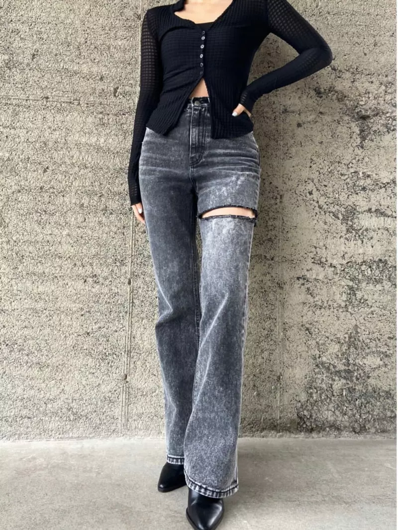 Remood - Korean Women Fashion - #thatsdarling - Bootcut high-waist snow denim torn jeans - 3