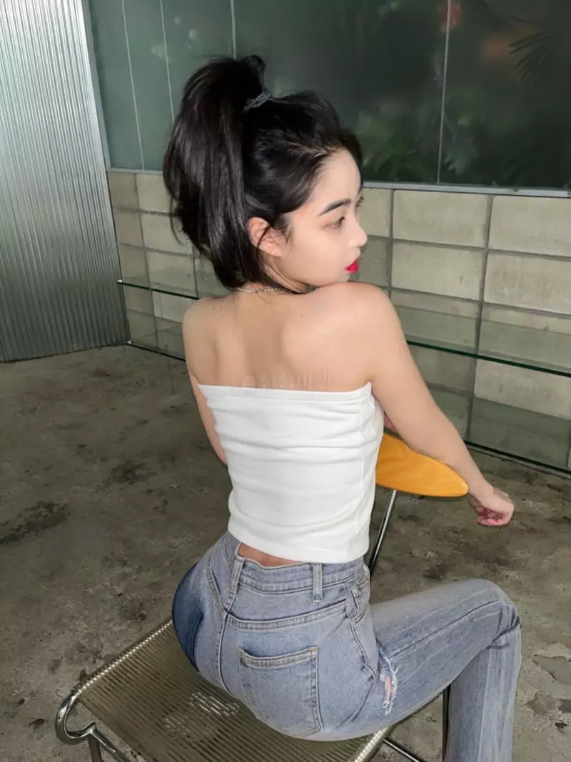 Remood - Korean Women Fashion - #thelittlethings - Vintage High Waist Sand Jeans 