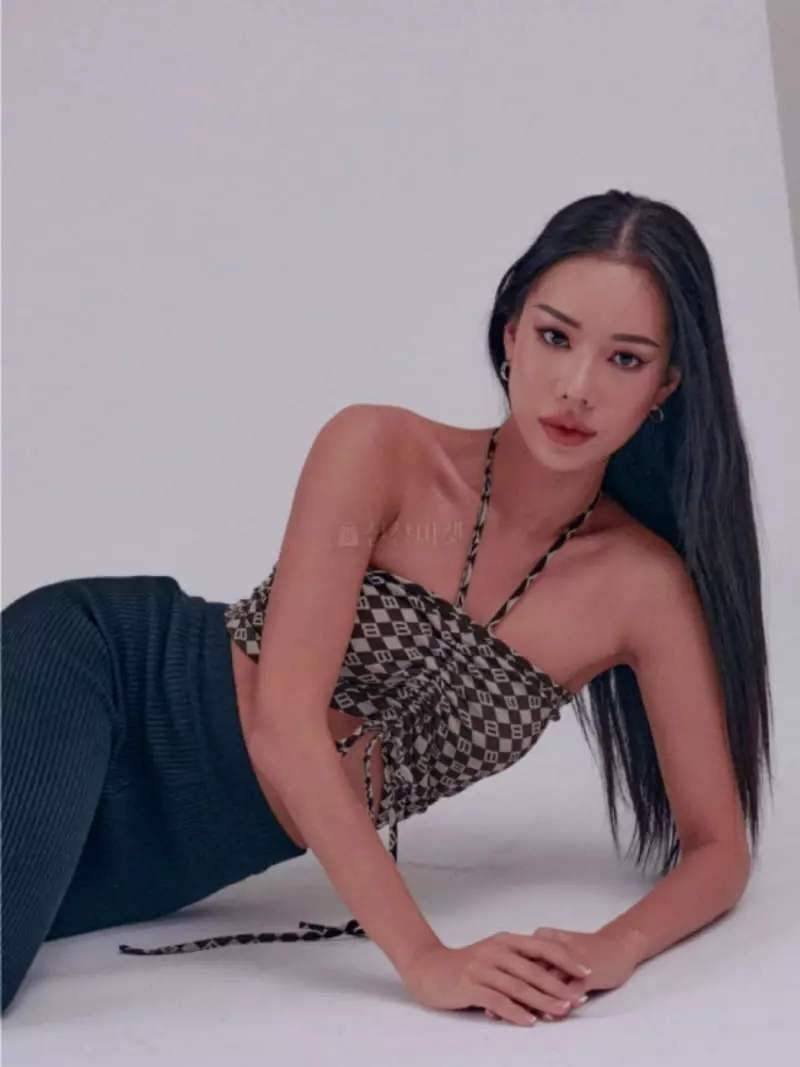 Remood - Korean Women Fashion - #momslook - Square Halter Sleeveless Crop Tee - 4