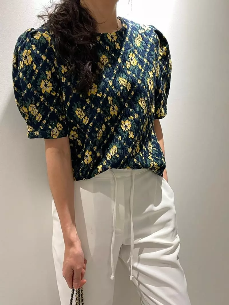 Ripple - Korean Women Fashion - #vintageinspired - Rose Volume Tee - 3