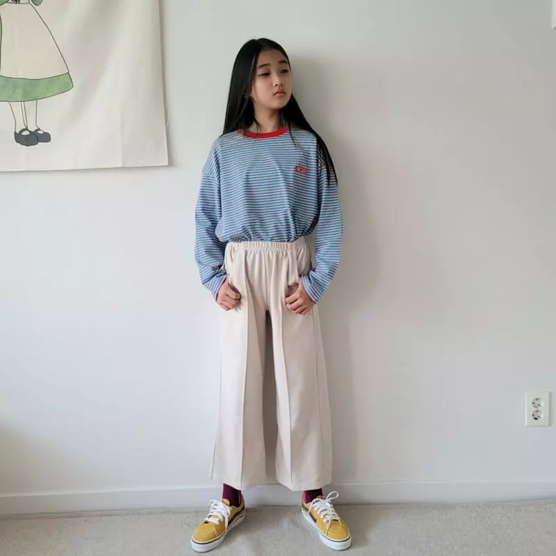 Riwoo Riwoo - Korean Junior Fashion - #Kfashion4kids - Tok Tok Stripes Patch Tee - 11