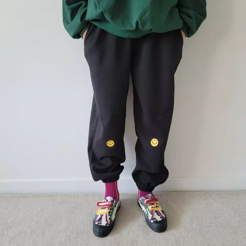 Riwoo Riwoo - Korean Junior Fashion - #kidsstore - Smile Wide Jogger Pants - 3