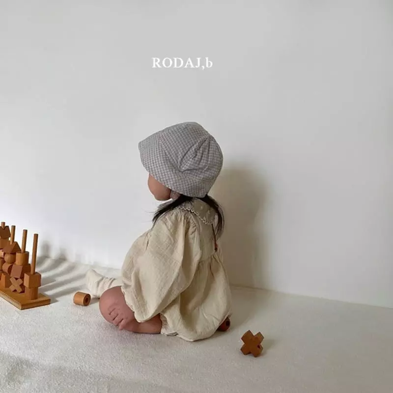 Roda J - Korean Baby Fashion - #babywear - Bebe Amel Bonnet - 7