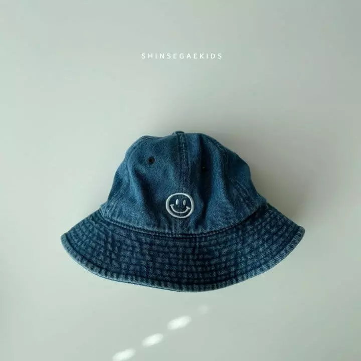 Shinseage Kids - Korean Children Fashion - #childofig - Smile String Buckethat - 4