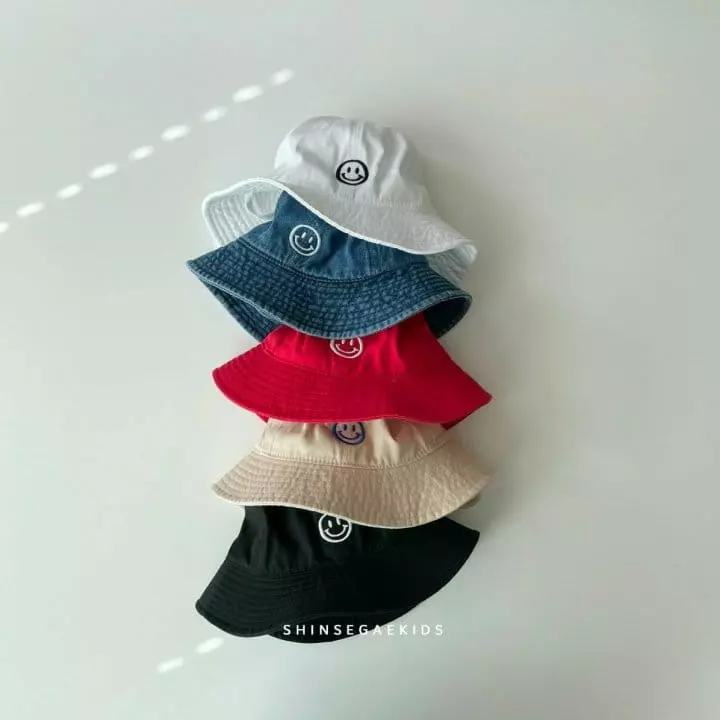 Shinseage Kids - Korean Children Fashion - #designkidswear - Smile String Buckethat - 6