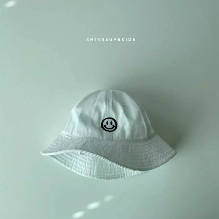 Shinseage Kids - Korean Children Fashion - #minifashionista - Smile String Buckethat
