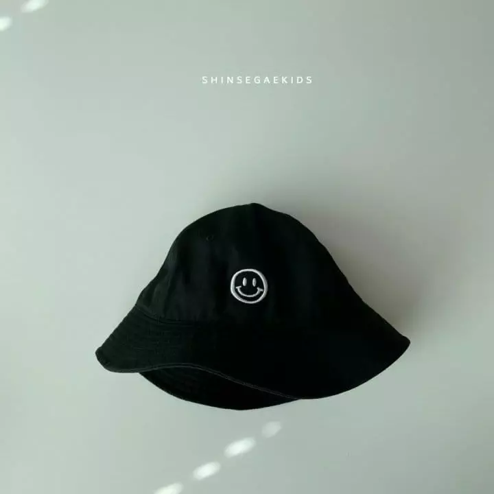 Shinseage Kids - Korean Children Fashion - #prettylittlegirls - Smile String Buckethat - 2