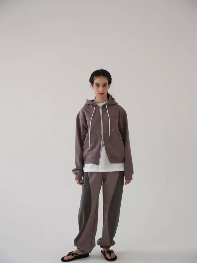 Sia - Korean Women Fashion - #womensfashion - Bodyq Silket Pants - 3