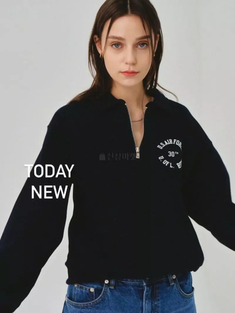 Sllow - Korean Women Fashion - #momslook - Air Force Half Zip-Up Sweatshirt - 2