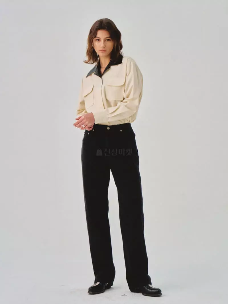 Sllow - Korean Women Fashion - #momslook - Double Back Pocket Regular Jenas - 3