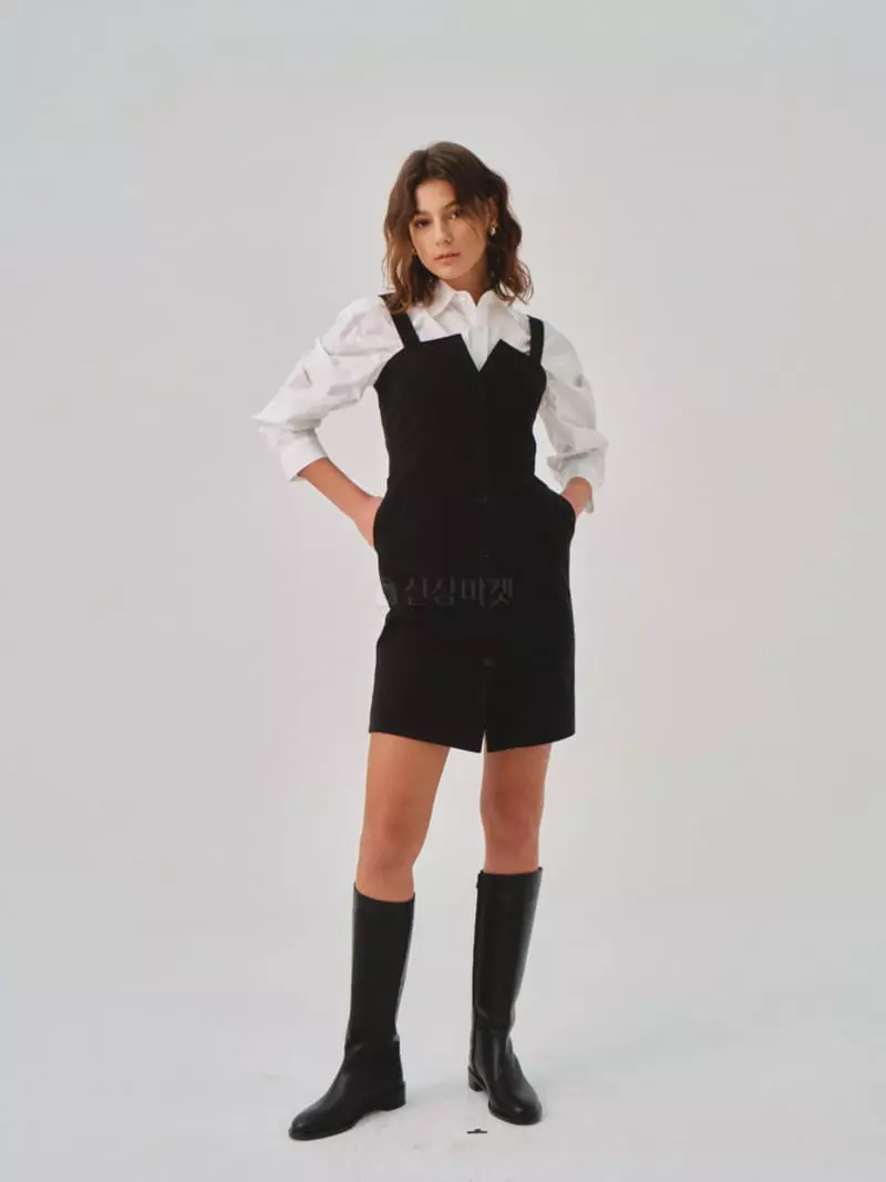 Sllow - Korean Women Fashion - #vintagekidsstyle - Bustier Button Banding One-piece - 4