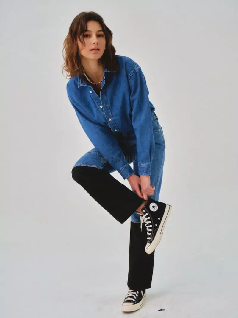 Sllow - Korean Women Fashion - #womensfashion - Carol Fade Denim Shirt - 3