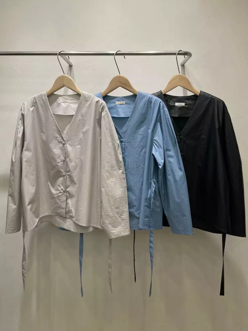 Sold Out - Korean Women Fashion - #shopsmall - Heart Blouse - 4