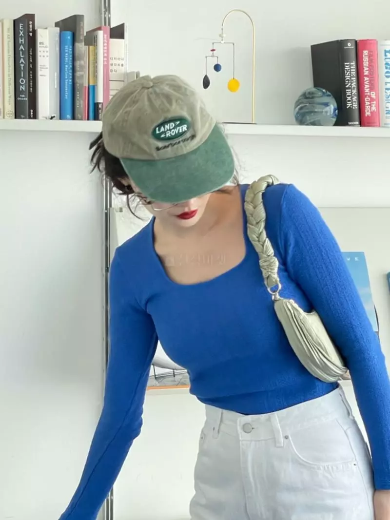 Sold Out - Korean Women Fashion - #thatsdarling - Vera Tee - 3