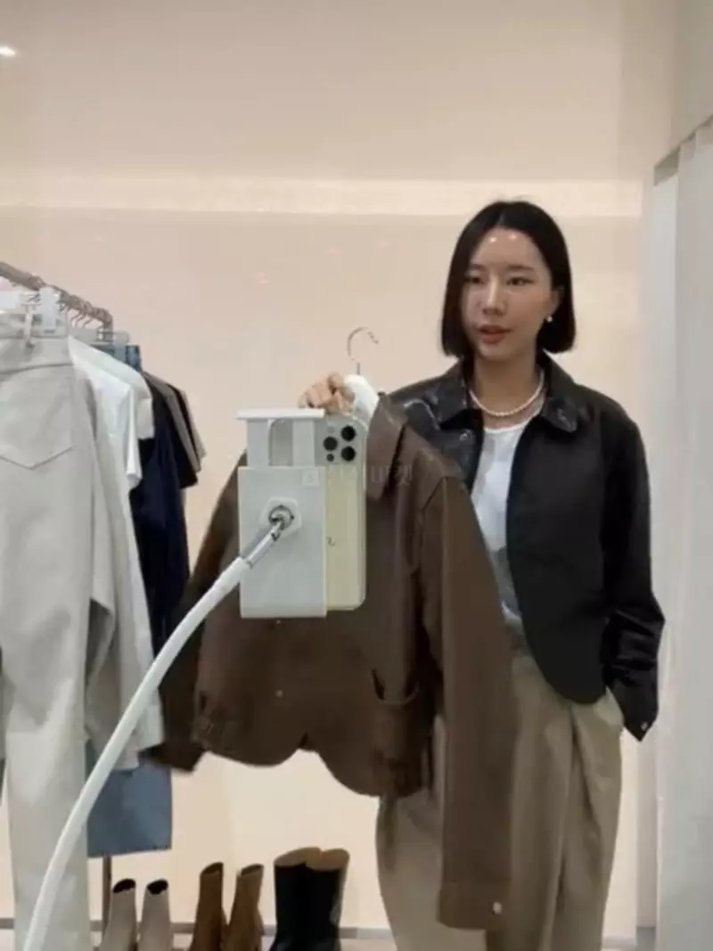Sono De Seoul - Korean Women Fashion - #pursuepretty - Vegetable Sheepskin Jacket - 3