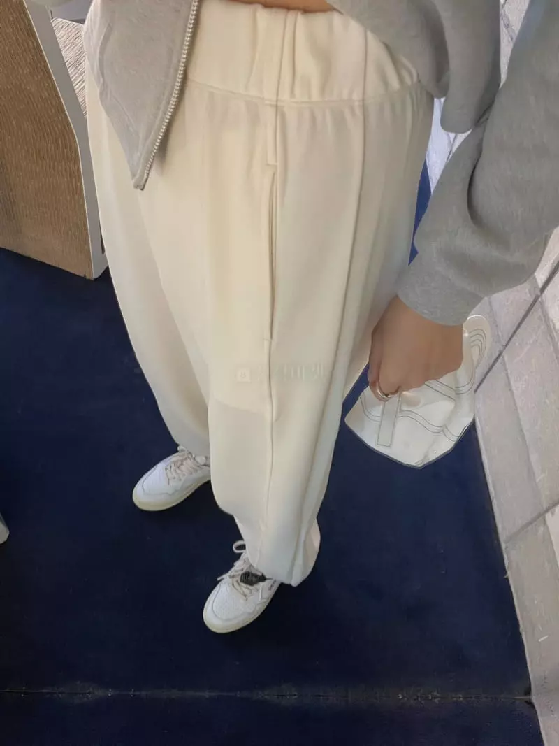 Sono De Seoul - Korean Women Fashion - #womensfashion - Twill Jogger Pants - 2