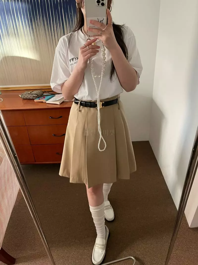 Special - Korean Women Fashion - #restrostyle - Love Tee - 2