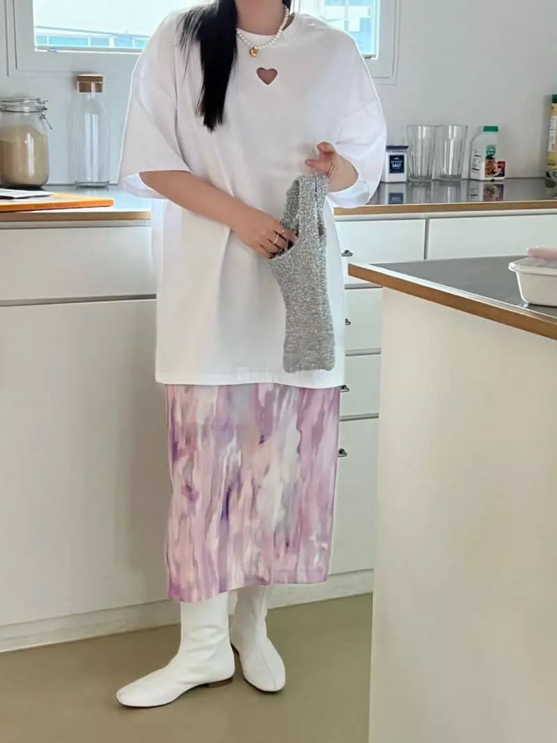 Special - Korean Women Fashion - #womensfashion - Heart Embroidery Tee - 2