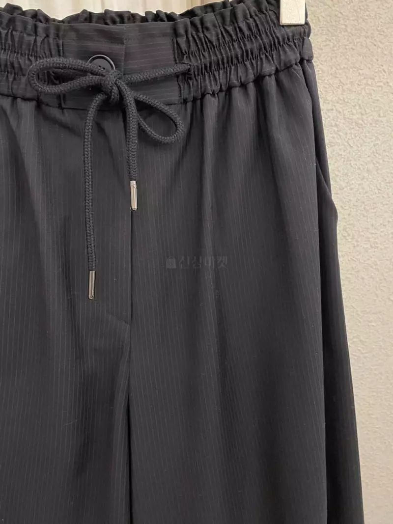 Ssemienne - Korean Women Fashion - #momslook - Stripe Banding Pants - 4