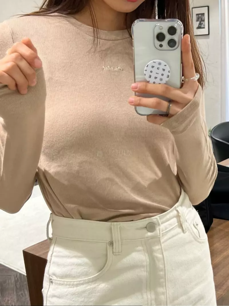 Talktalk - Korean Women Fashion - #momslook - Rachel Lettering Tee