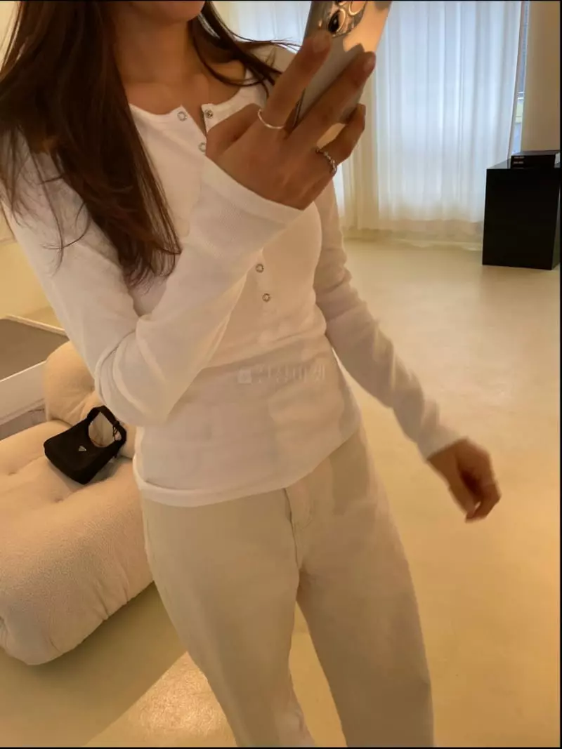 Talktalk - Korean Women Fashion - #momslook - Best Snap Tee