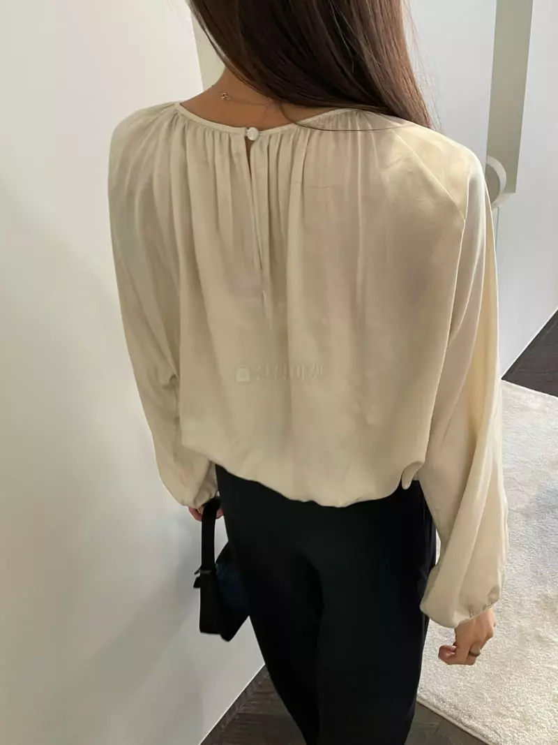 Talktalk - Korean Women Fashion - #momslook - Bird Shirring Blouse - 2