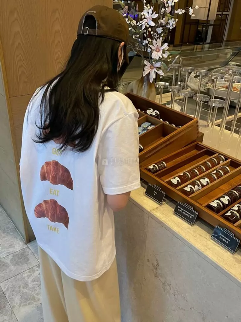Taste - Korean Women Fashion - #momslook - Croissant Tee - 3