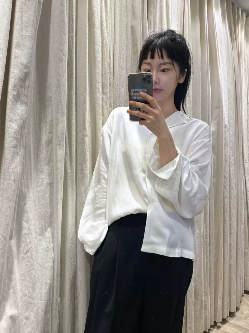 The Edition - Korean Women Fashion - #womensfashion - Silk Blouse - 2