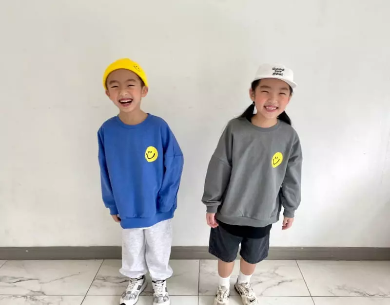 The Grey - Korean Children Fashion - #Kfashion4kids - Smile Sweatshirt - 9