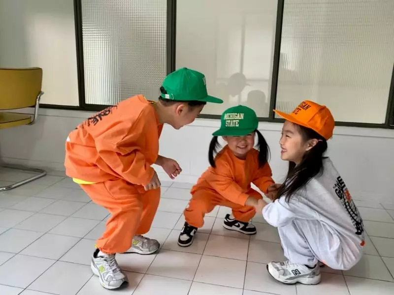 The Grey - Korean Children Fashion - #kidsshorts - Smile Top Bottom Set - 7