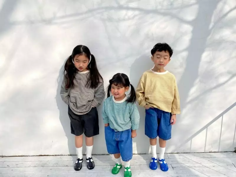 The Grey - Korean Children Fashion - #prettylittlegirls - Washing Small Stripes Tee - 3