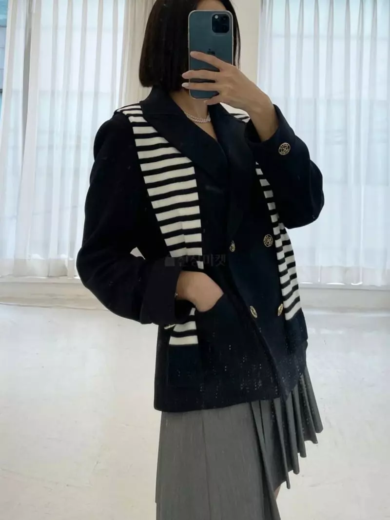 Theany - Korean Women Fashion - #momslook - Waffled Double Jacket (Muffler Set) - 2