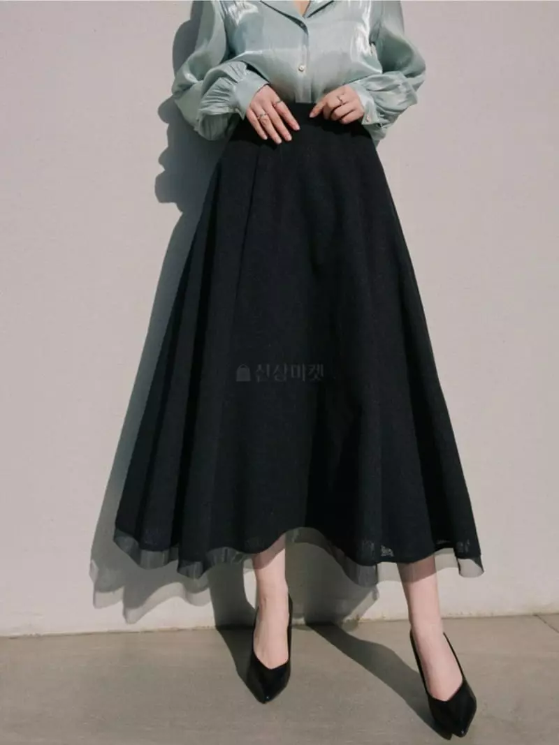 Theany - Korean Women Fashion - #womensfashion - Boulding Lace Volume Skirt - 3