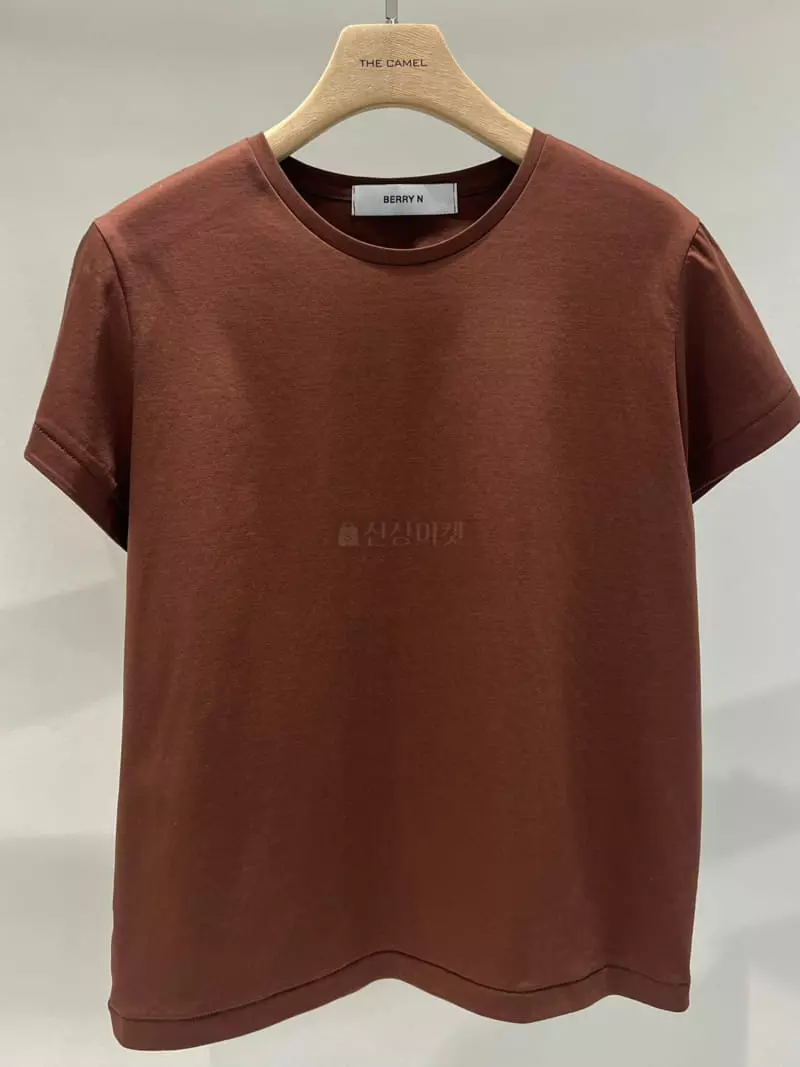 Thecamel - Korean Women Fashion - #momslook - Silket Simple Tee