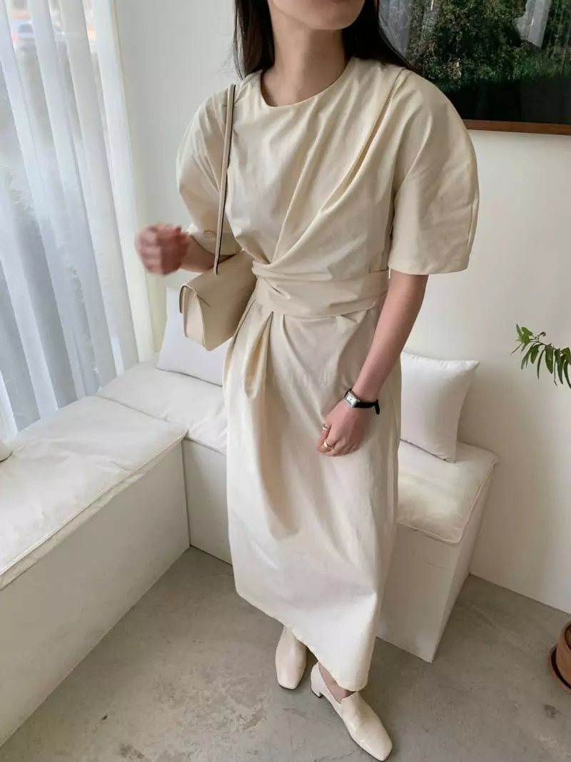 Thecamel - Korean Women Fashion - #pursuepretty - Oat One-piece - 4