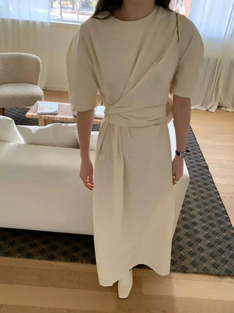 Thecamel - Korean Women Fashion - #vintageinspired - Oat One-piece