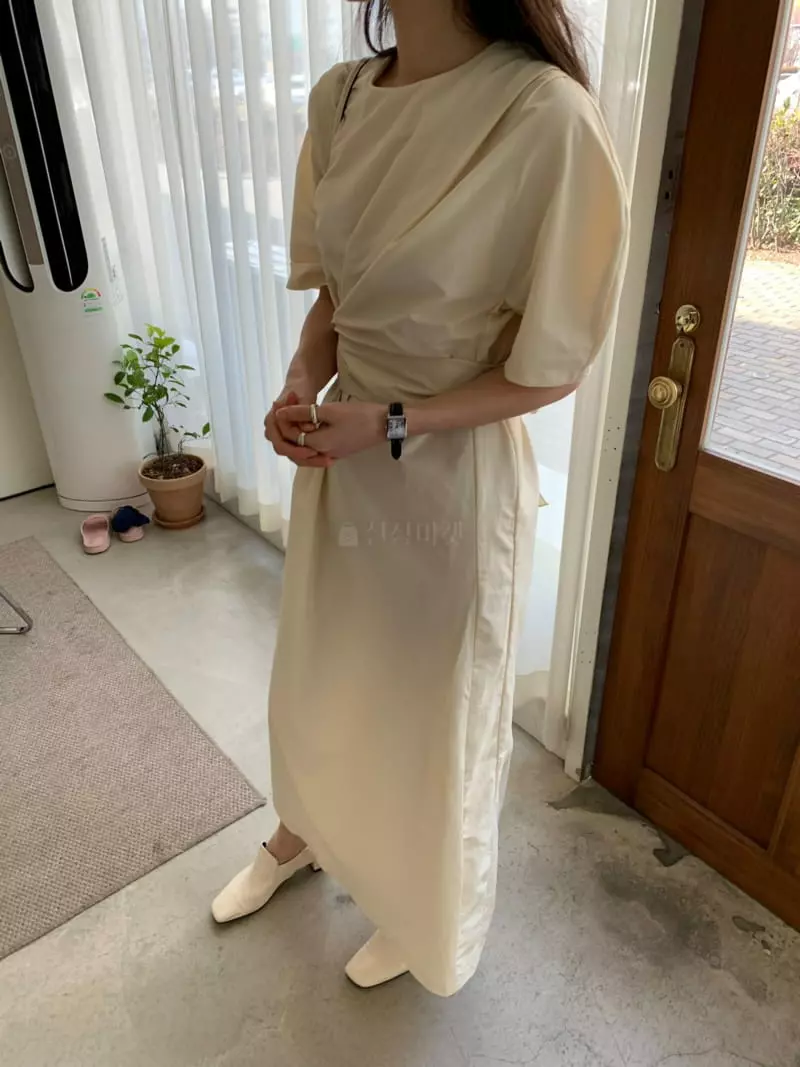 Thecamel - Korean Women Fashion - #vintagekidsstyle - Oat One-piece - 2