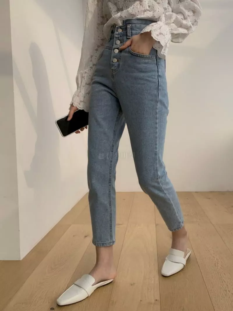 Tizzi - Korean Women Fashion - #womensfashion - Cut Jeans - 4