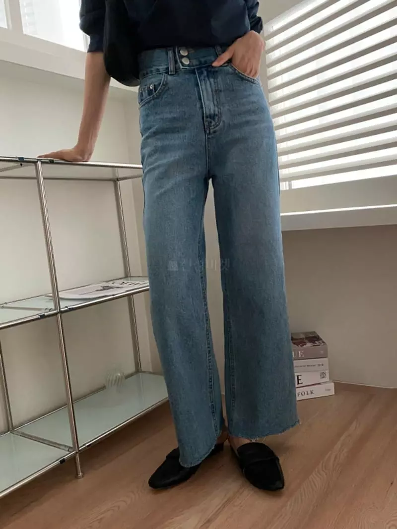 Tizzi - Korean Women Fashion - #momslook - Two Button Jeans