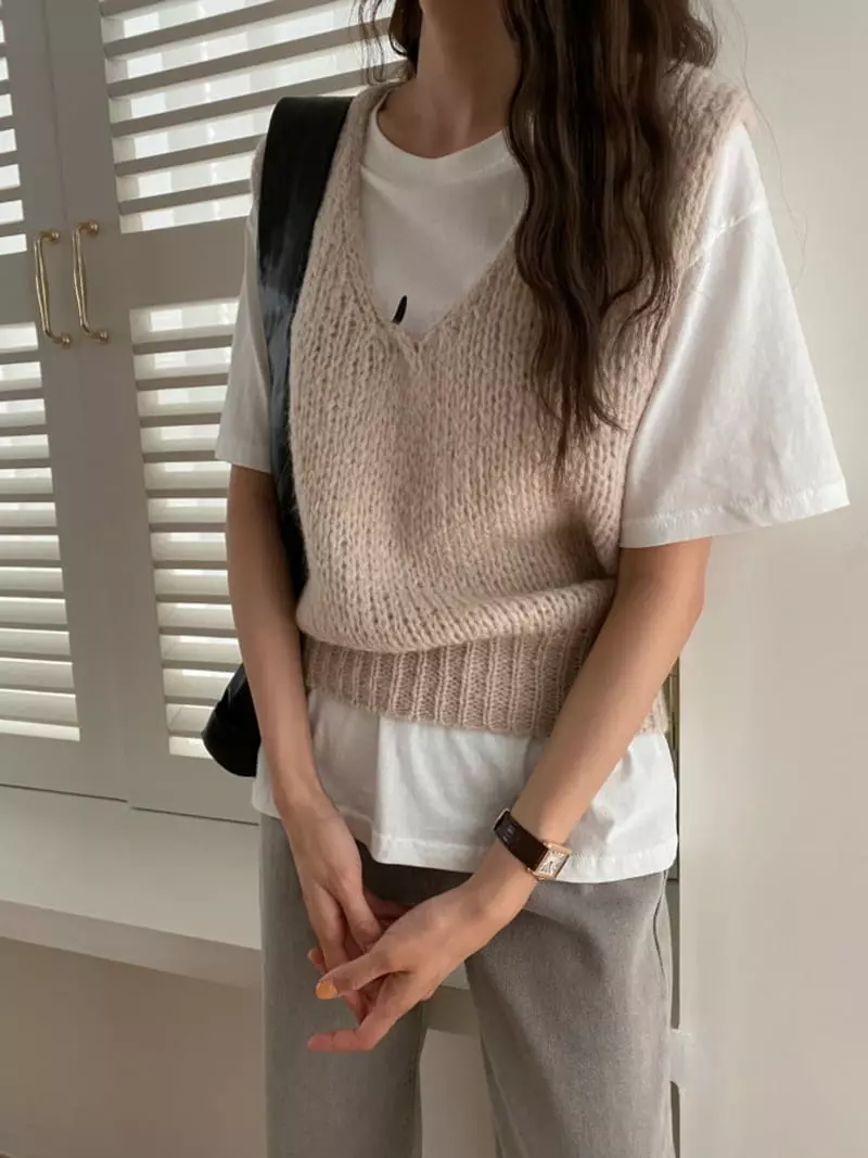 Tizzi - Korean Women Fashion - #pursuepretty - Kid Knit Vest